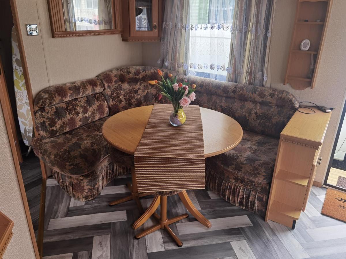 Lochlands Caravan Park X Villa Forfar Dış mekan fotoğraf
